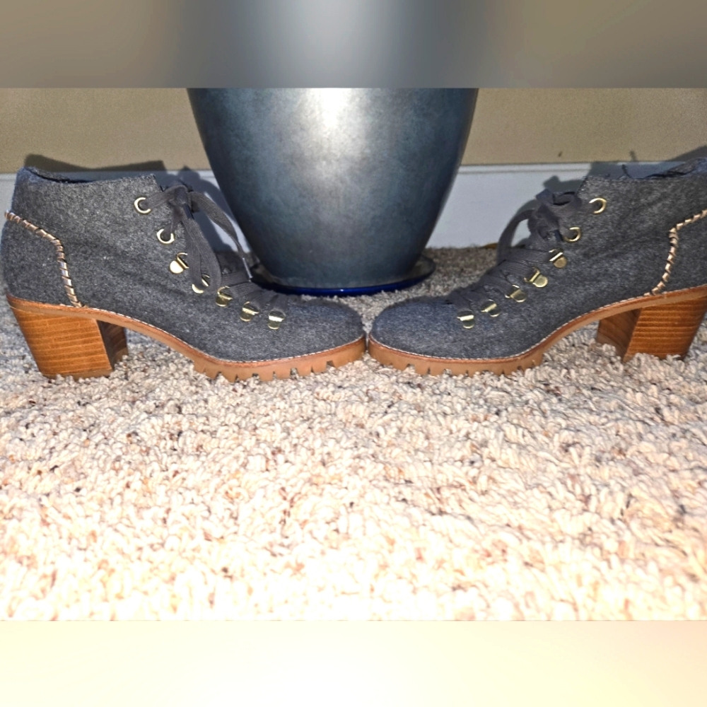 Jack Rogers Poppy Lace- Up Hiker Boots Women's Sz 8
